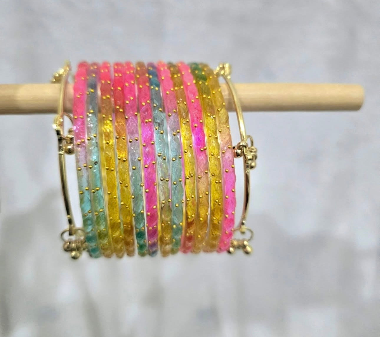✨TRADITIONAL LIGHT  MULTICOLOR BANGLES